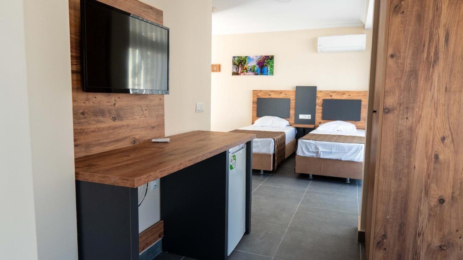 Club Efes Otel Silifke Buitenkant foto