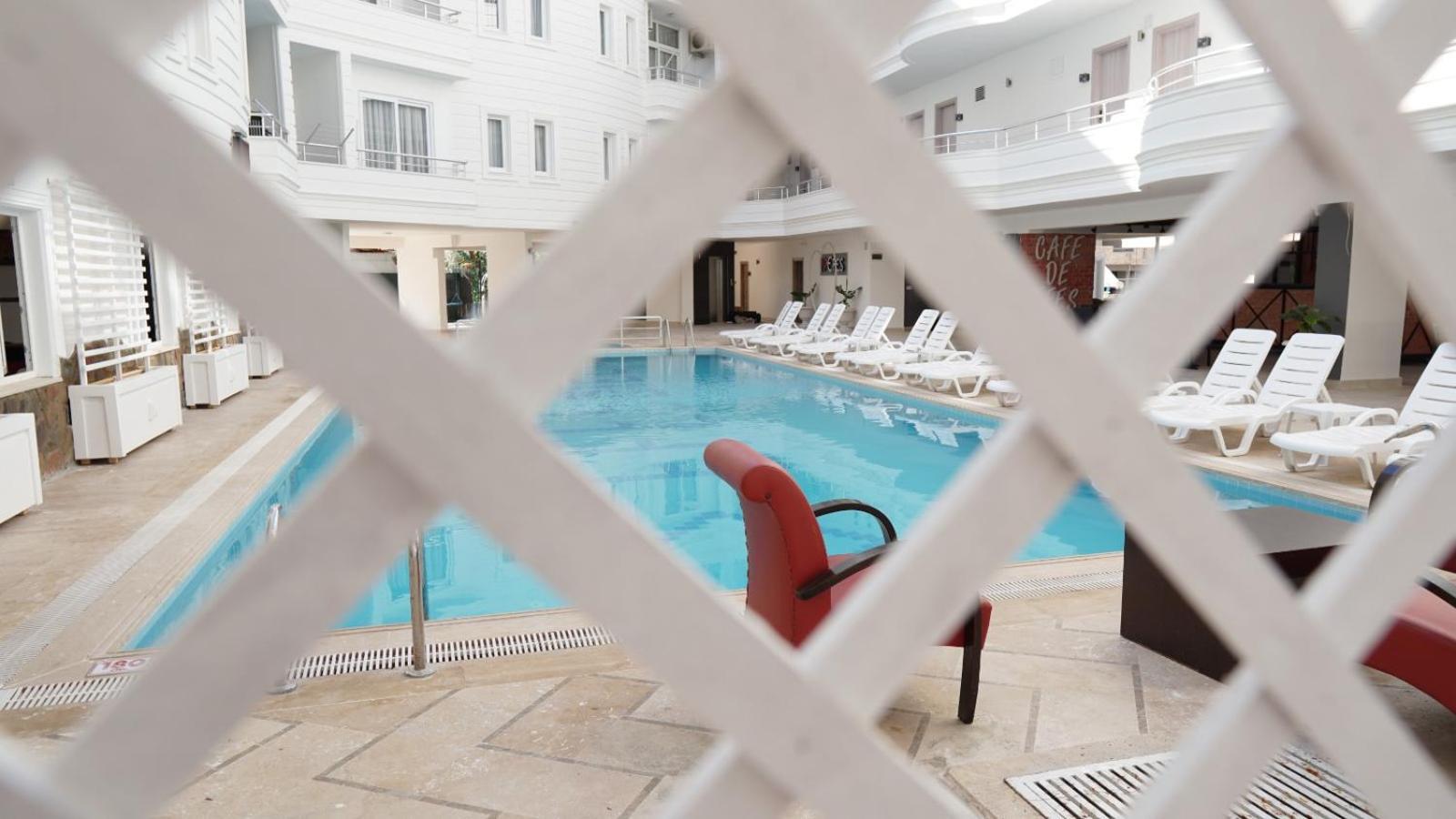 Club Efes Otel Silifke Buitenkant foto