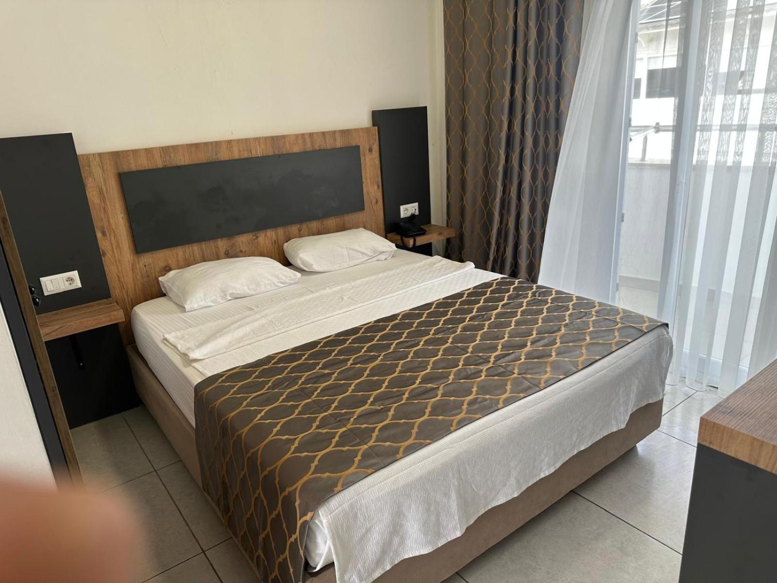 Club Efes Otel Silifke Buitenkant foto