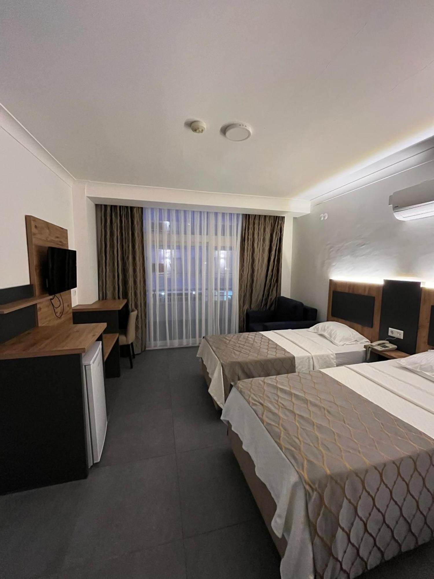 Club Efes Otel Silifke Buitenkant foto