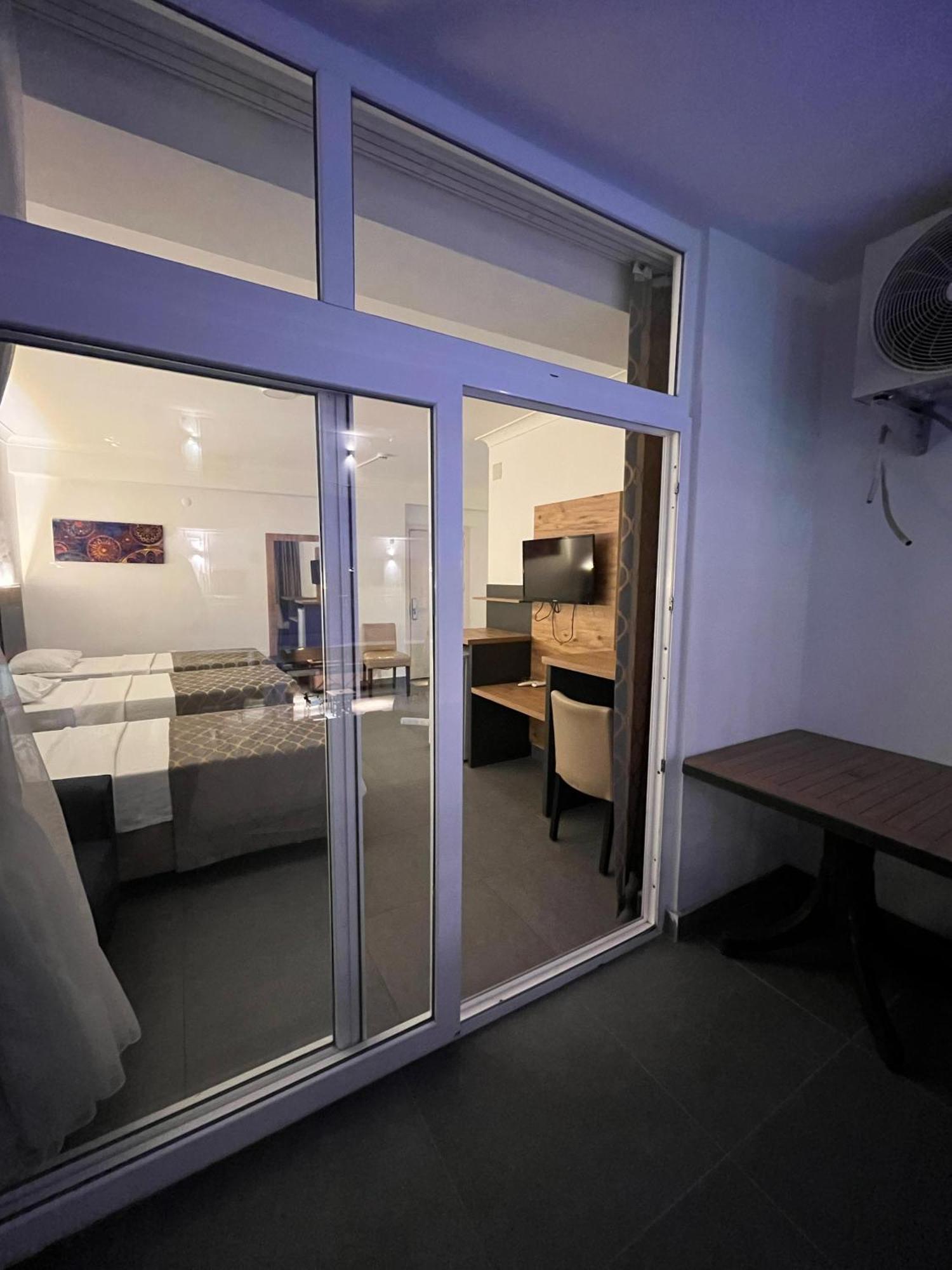 Club Efes Otel Silifke Buitenkant foto