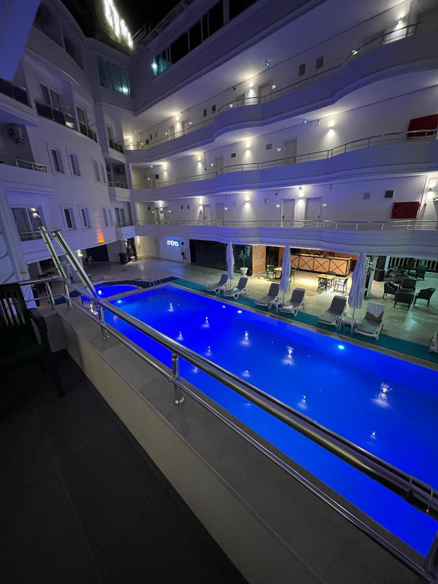 Club Efes Otel Silifke Buitenkant foto